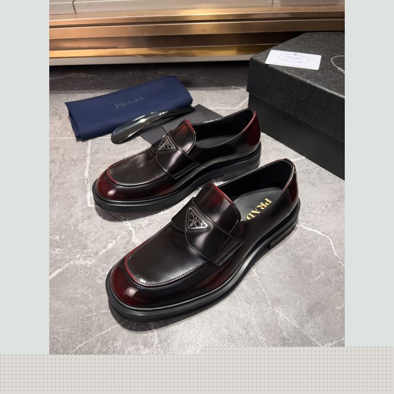 Pra*a leather shoes